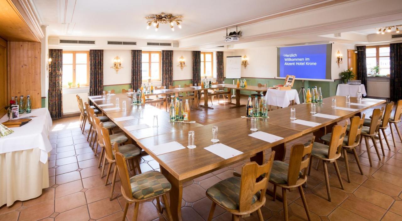 Akzent Hotel Krone Helmstadt Exterior photo